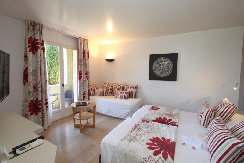 Val Baussenc, The Originals Relais Maussane les Alpilles Exterior foto