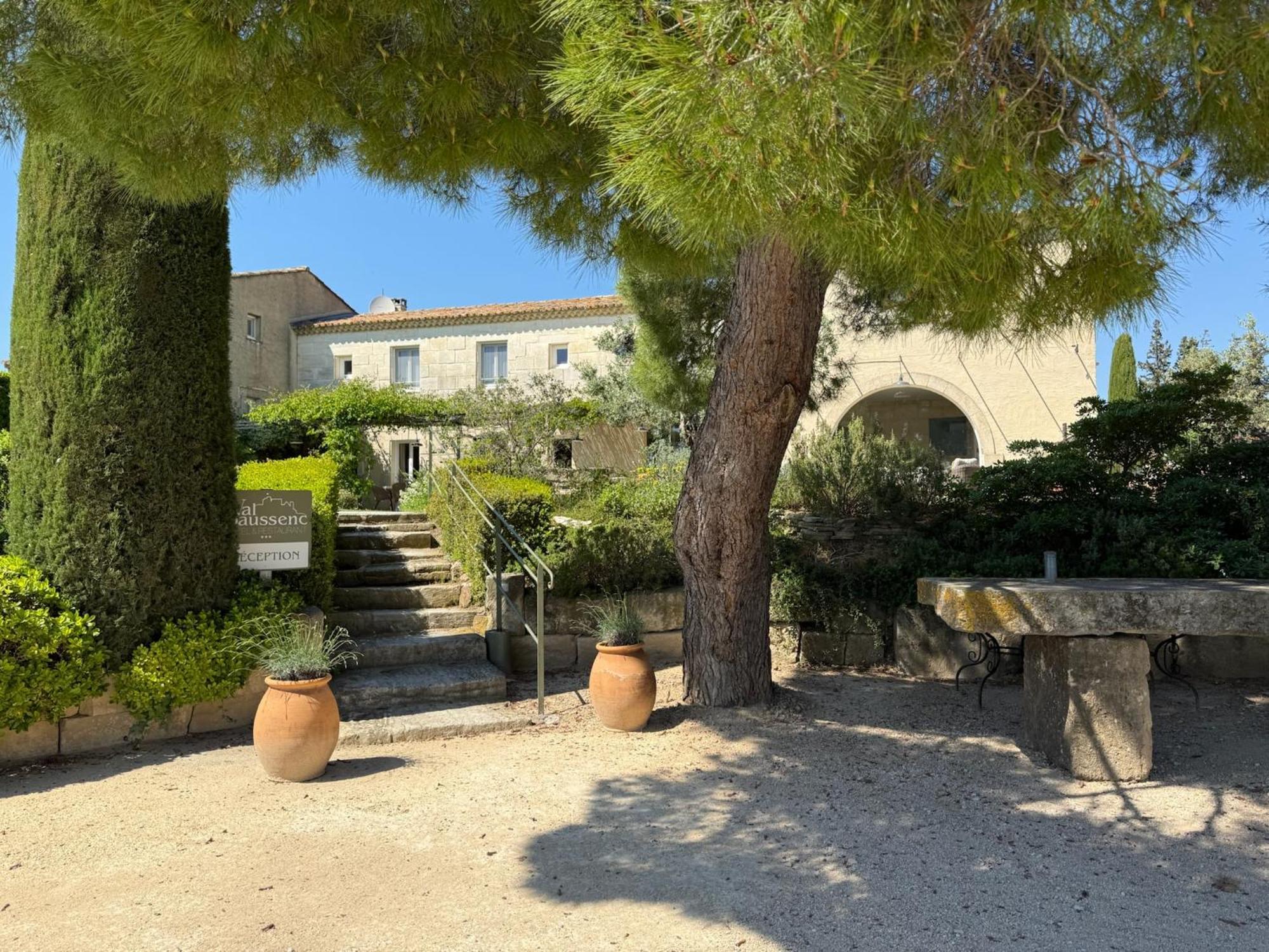 Val Baussenc, The Originals Relais Maussane les Alpilles Exterior foto