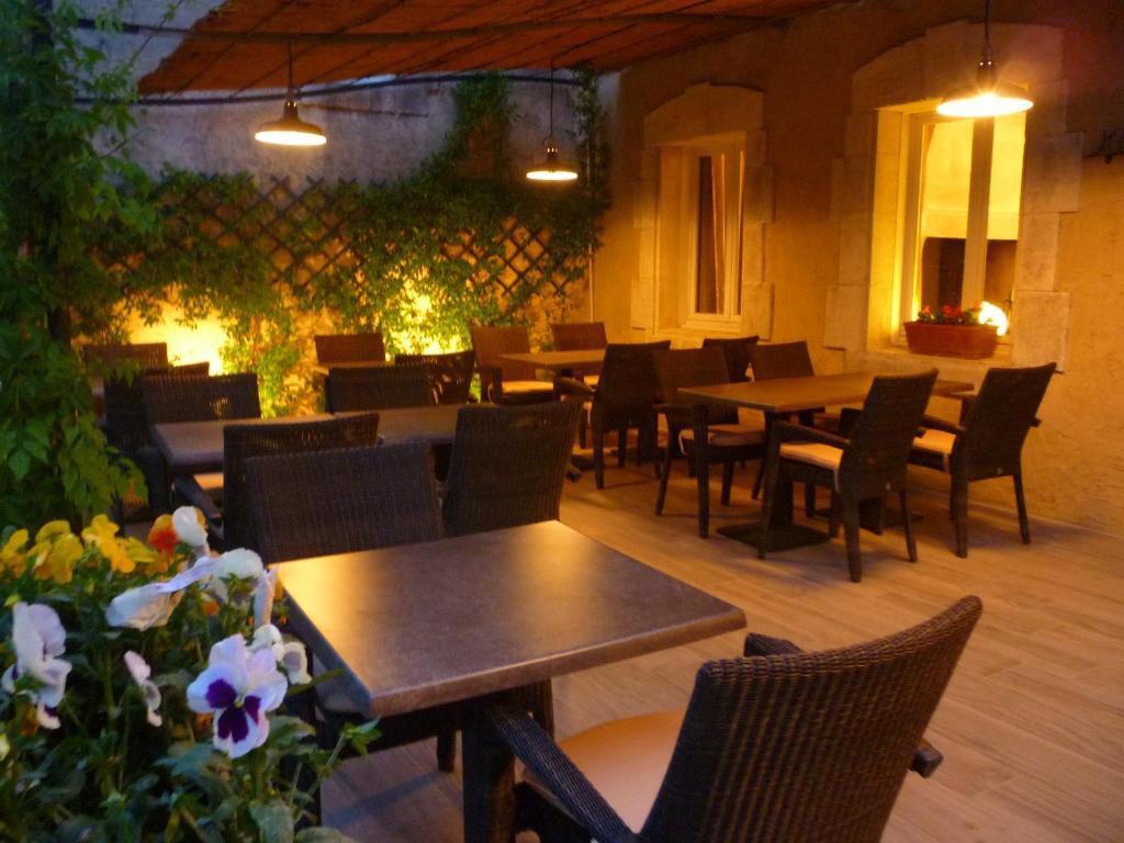 Val Baussenc, The Originals Relais Maussane les Alpilles Exterior foto